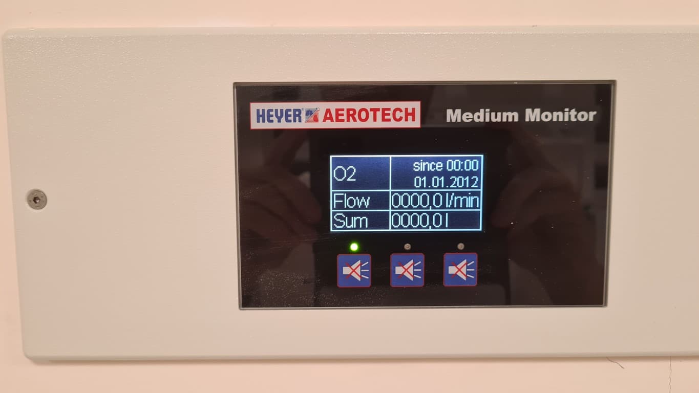 medium_monitor