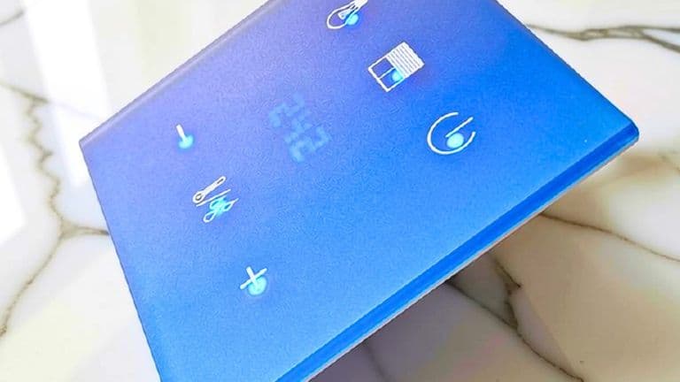 VITRO TOUCH EVO — saténově matné sklo s maticovým displejem